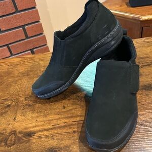 Women’s Slip on  Shoes